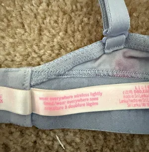 Victoria's Secret PINK Wear Everywhere Wireless Lightly Lined Bra thumbnail 4