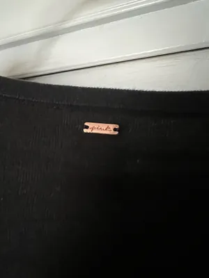 Victoria's Secret PINK Long Sleeve thumbnail 3