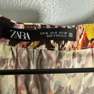 Zara Orange Pink Resort Midi Dress with Bishop Sleeves thumbnail 2