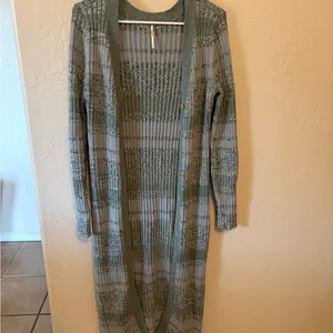 Free People Cozy Up Cardigan Maxi Dress. Size large. Preloved thumbnail 4