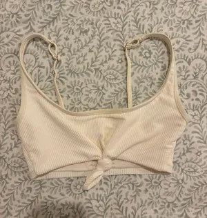 Frankies Bikinis Top thumbnail 1