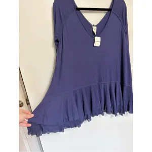 Free People NEW We The Free Tangerine Long Sleeve Peplum Flowy Boho Tee in Violet - Size L thumbnail 8