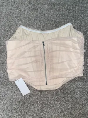 Cream Corset Size XL thumbnail 2