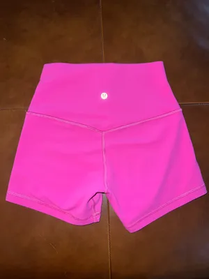 Lululemon Shorts thumbnail 2