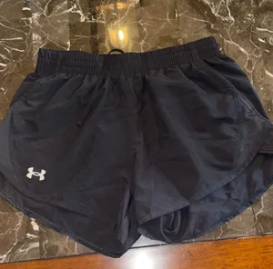Under Armour thumbnail 1