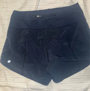 Lululemon Speed Up 4" Navy Blue Size 8 thumbnail 3