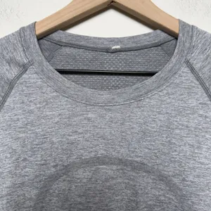 Lululemon Women Swiftly Tech Long Sleeve Shirt 2.0 Gray Crewneck Active 6 thumbnail 2