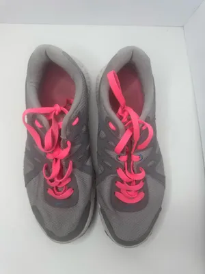 Nike Revelation 2 Athletic Shoes Size 9  thumbnail 2
