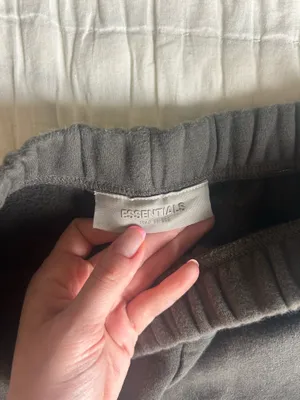 Essentials Fear of God Shorts Sweat thumbnail 3