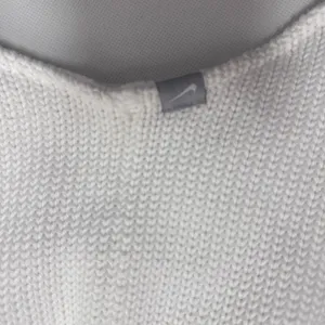 Nike Golf Beanie Pom Ear Flaps White Lined Women’s One Size Ski Snow Warm thumbnail 2