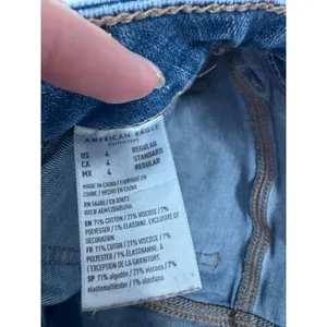 American Eagle Wide Flare Jeans Size 4R Medium Wash Retro Y2K Denim thumbnail 4
