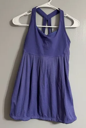 Lululemon Purple Racerback Activewear Tank Top‎ Size 6 thumbnail 1