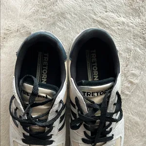 Tretorn Women’s Sneakers - Cream and Black thumbnail 5