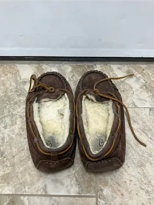 UGG Dakota suede slippers moccasins thumbnail 2