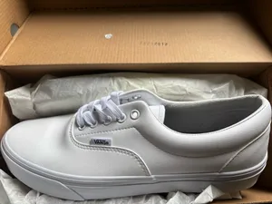 Men’s Vans thumbnail 1