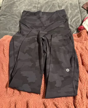 Lululemon leggings thumbnail 1