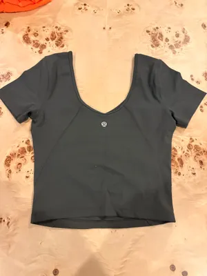 Lululemon Top Grey thumbnail 2