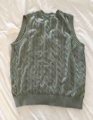 Brandy Melville Argyle Sweater Vest - Green thumbnail 2