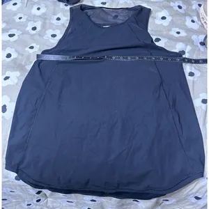 Lululemon Women's Black Athletic Tank Top thumbnail 2