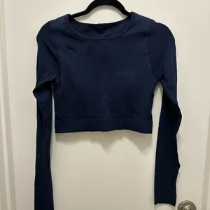 Lululemon Ebb to Street Long Sleeve thumbnail 2