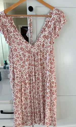 Prómesa Floral flutter sleeve Sundress thumbnail 1