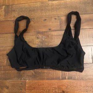 SUPERDOWN Mona Buckle‎ Bikini Top thumbnail 4