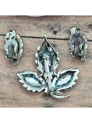 Vintage Faux Turquoise Brooch Clip On Earrings Demi Parure Silver Tone thumbnail 7