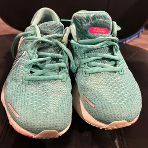 Nike Zoom Invincible Run 2 Women's Aqua and Pink Athletic Shoes thumbnail 4