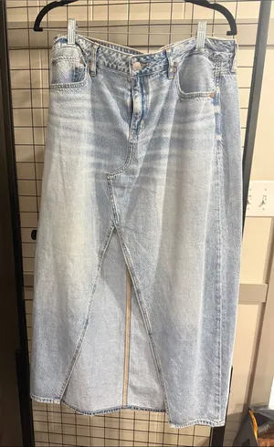 American Eagle Light Wash Denim Jeans Skirt thumbnail 1
