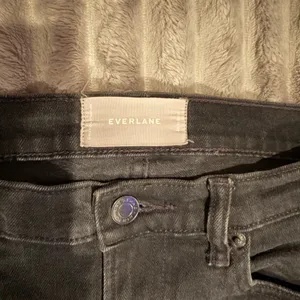 Everlane Womens Skinny Jeans Washed Black Stretch Denim Size‎ 28 Regular thumbnail 5
