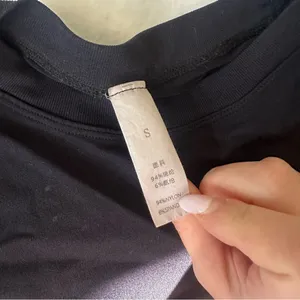 Women's black workout long sleeve with thumb holes thumbnail 3