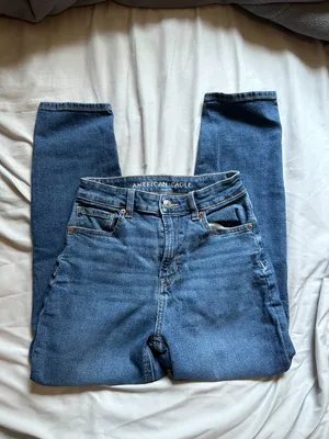 American Eagle Mom Jeans thumbnail 6