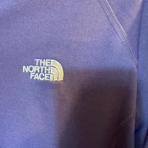 S285. The North Face purple quarter zip sweatshirt thumbnail 2