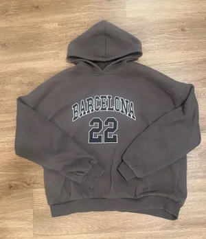 Edikted Hoodie Oversized Barcelona thumbnail 1