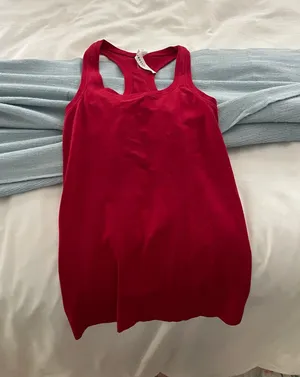 Red Lululemon Tank thumbnail 1