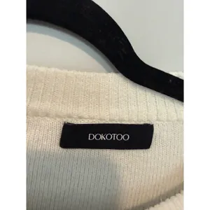 Dokotoo Womens White Oversized Knit Sweater Crew Neck Pocket Raw Hem Small thumbnail 2