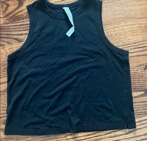 Lululemon Tank Top thumbnail 1