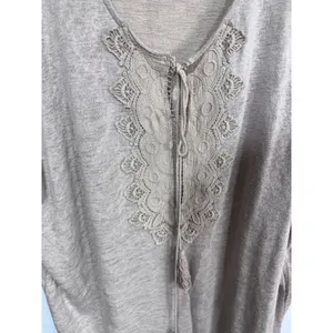 Bobeau‎ XL Tan Crochet Lace V-Neck Top Women's Boho Tassel Short Sleeve thumbnail 4