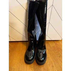 Aerosoles Women 9 Slalom Pull on Round Toe Black Faux Patent Leather Boot Boots thumbnail 10