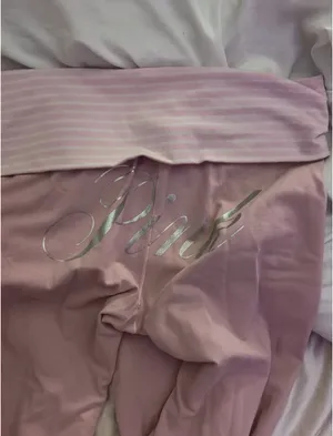 PINK Victoria's Secret flared pink leggings thumbnail 4