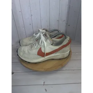 Nike Waffle Debut Ventage Muslin Orange DX2931-100 Women's 7.5 Pre-loved NO BOX thumbnail 4