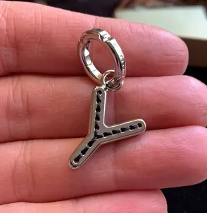 Authentic BURBERRY Silver/Leather- Y -Key/Charm/pendant .. thumbnail 1