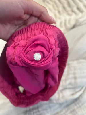 Lululemon Hotty Hot Short 2.5” Sonic Pink thumbnail 4