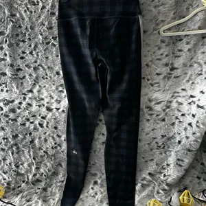 Alo Yoga Occasion High Waist Leggings Sz Xs thumbnail 4