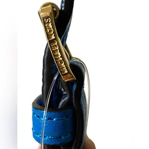Michael Kors Statement Blue Leather Crossbody Bag EUC! thumbnail 3