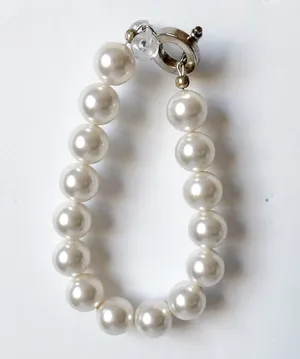 Pearl Bracelet White & Silver Classic Elegant Statement Faux Pearls thumbnail 1