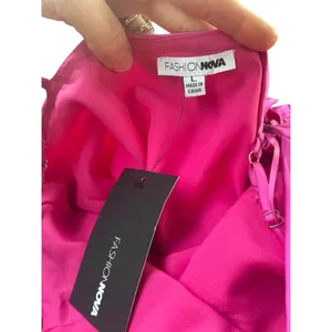 FashionNova Hot Pink Cowl Neck Mini Dress sz Large NWT Barbie Perfect Life Satin thumbnail 4
