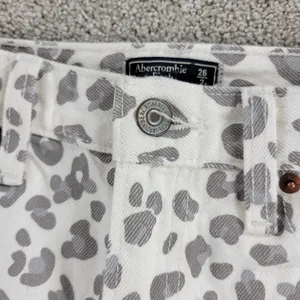 Abercrombie & Fitch Womens Mom Jeans 2 White Gray Leopard Raw Hem Slim Fit Denim thumbnail 10