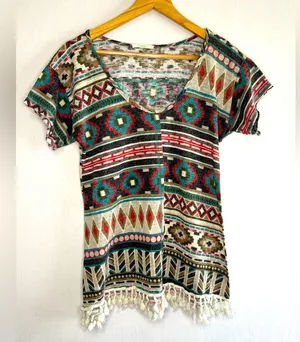 Easel Tribal Aztec Tassel Western Cowgirl Women’s Shirt Size M thumbnail 2