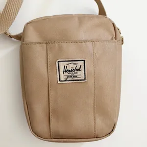 Herschel Supply Company Cruz Crossbody Bag Gold Tan thumbnail 2
